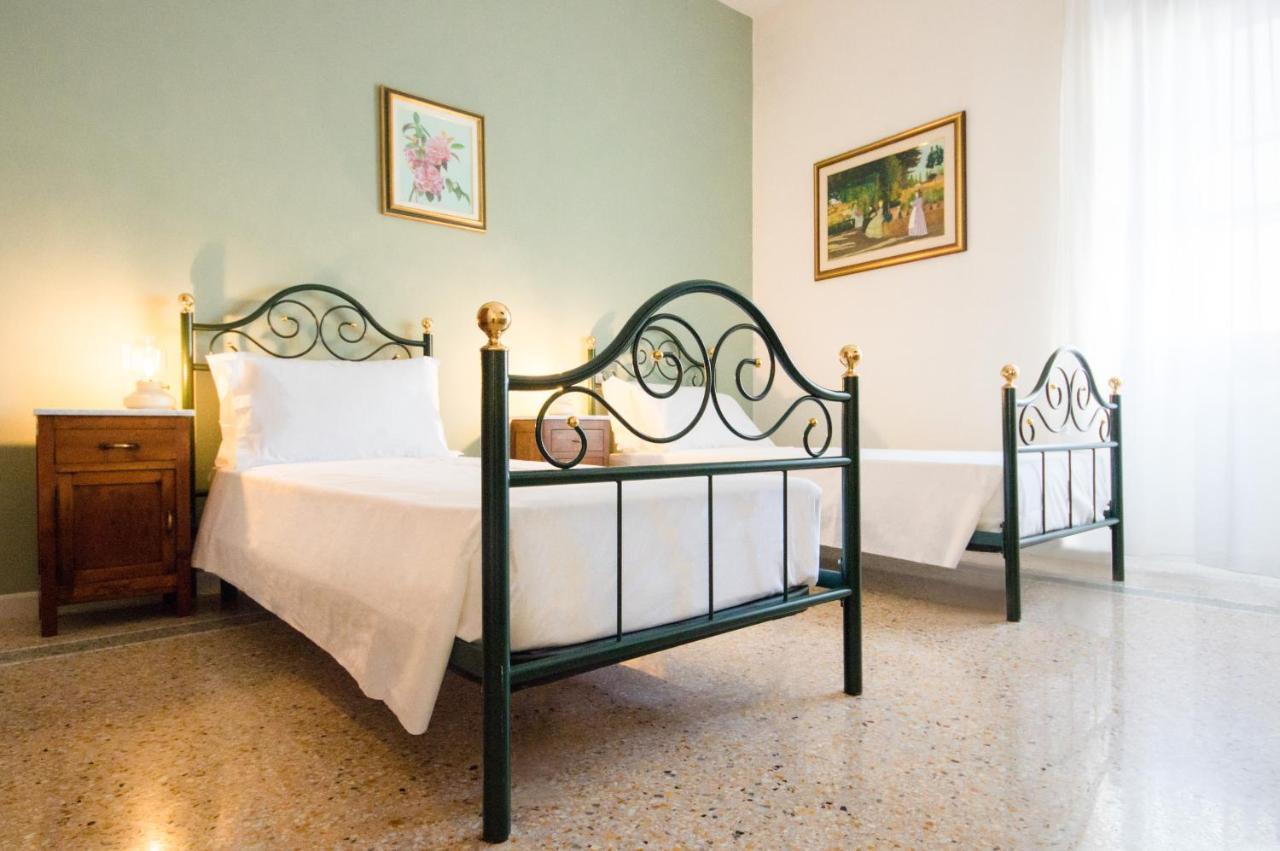 Hôtel Casa Obia à Cagliari Extérieur photo
